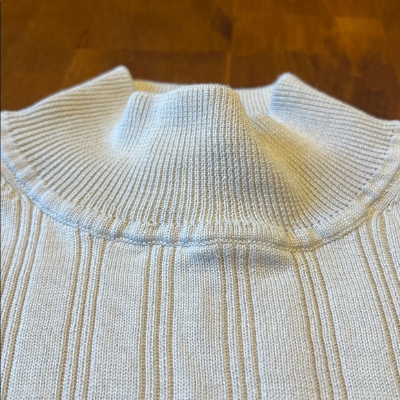 Vintage Studio G Silk Blend Mock Neck Tee Size Medium - Picture 4 of 13